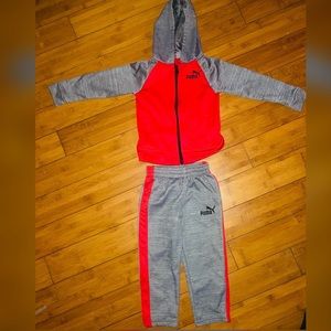 Boys 4t puma track suit/jogger outfit